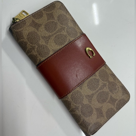 Brand New! Coach Brown and Red Wallet…! - Picture 1 of 2
